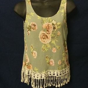 Rue21 tank